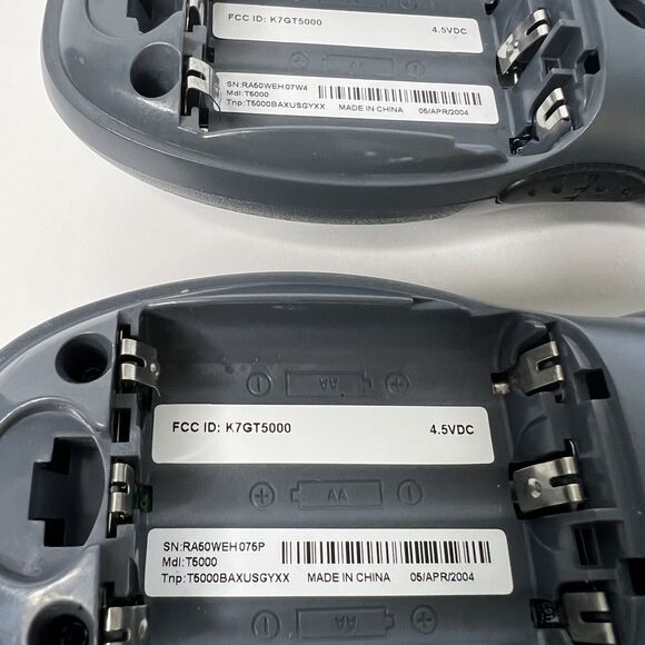 Motorola Talkabout Walkie Talkies T5000 Two-Way Radios Set of 2 Gray 22 Channels - Picture 7 of 10